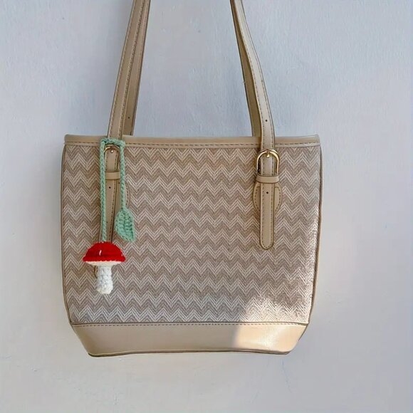 Handmade Crochet Red Mushroom NWOT - Picture 2 of 4